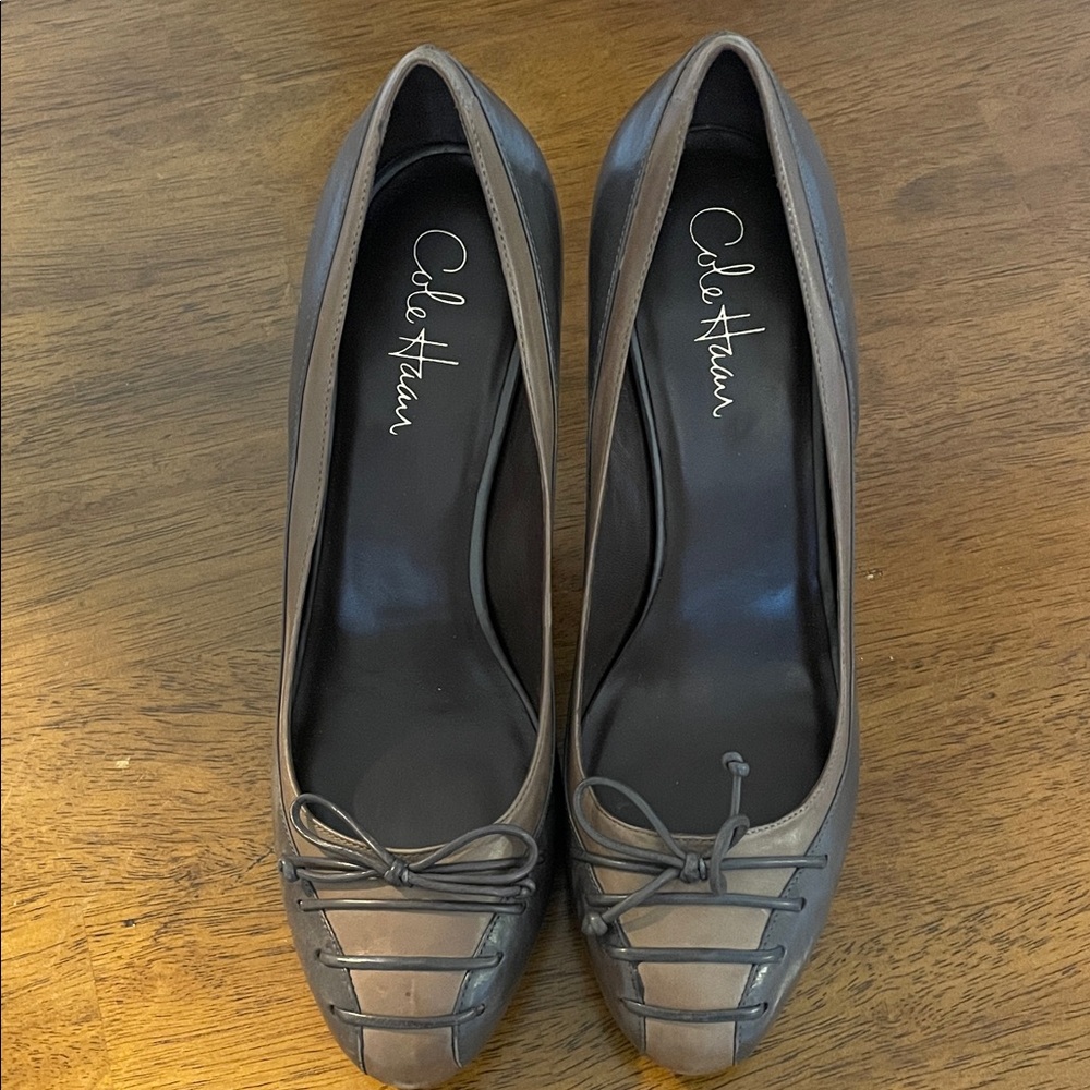 Cole Haan 2 tone Heel